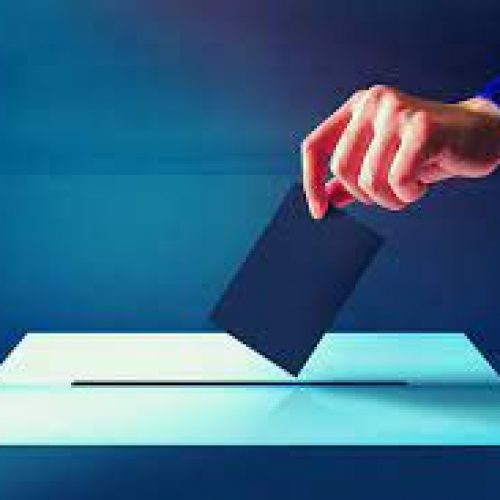Uzsver jauno vēlētāju balsu nozīmi pašvaldību vēlēšanās